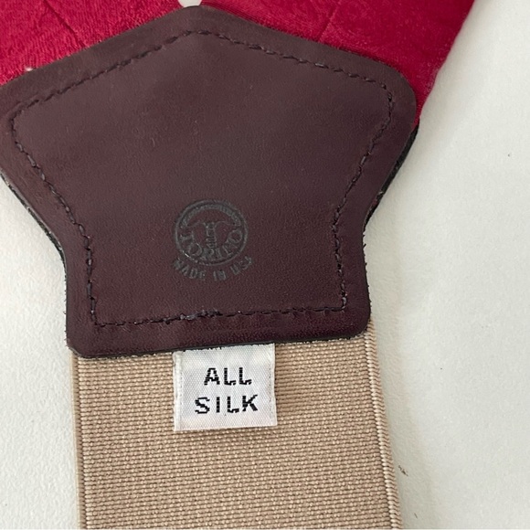 VTG Torino Silk Suspenders Men Leather Red Paisley Made in USA All Over Pattern - Picture 2 of 8